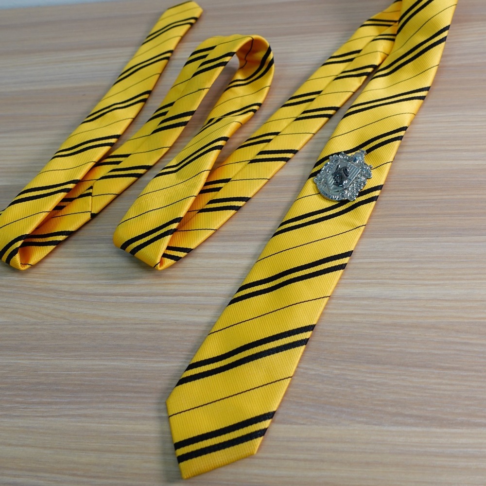 Hufflepuff Neck Tie Mens Yellow Black Repp Stripe Pin Badge Cosplay Skinny Slim